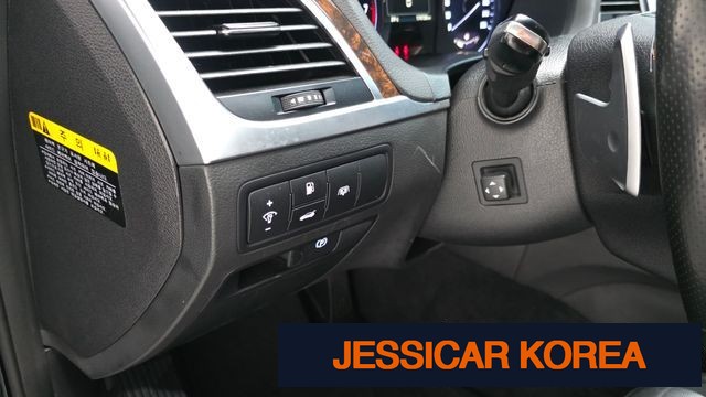 2016 Hyundai Genesis DH - Thumbnail 19