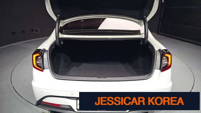 2020 Hyundai Sonata (DN8) - Thumbnail 17
