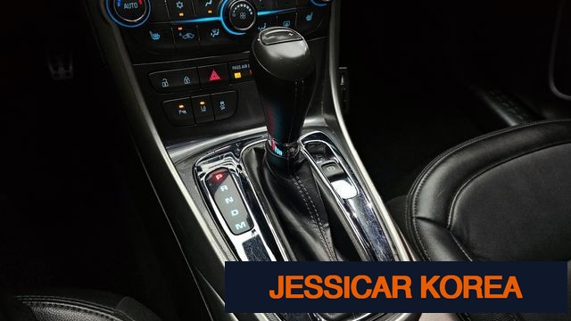 2014 Chevrolet Malibu - Thumbnail 4