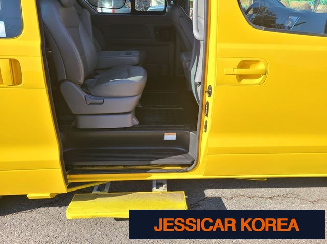 2019 Hyundai The New Grand Starex - Thumbnail 4