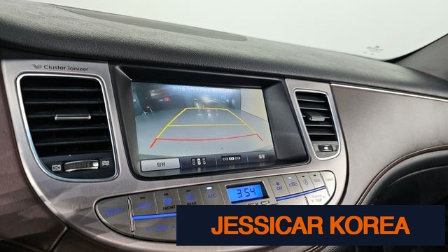 2013 Hyundai Genesis - Thumbnail 11