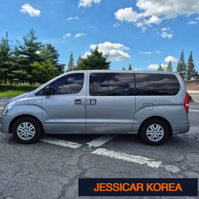 2017 Hyundai Grand Starex - Thumbnail 20