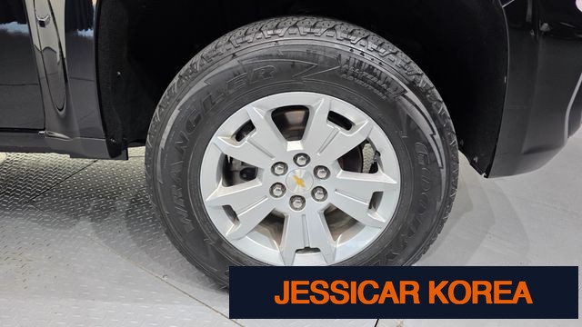 2021 Chevrolet Real New Colorado - Thumbnail 9