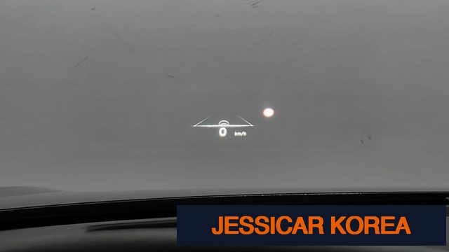 2023 Hyundai Ioniq 6 - Thumbnail 10