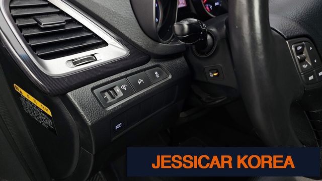 2015 Hyundai Santa Fe DM - Thumbnail 3