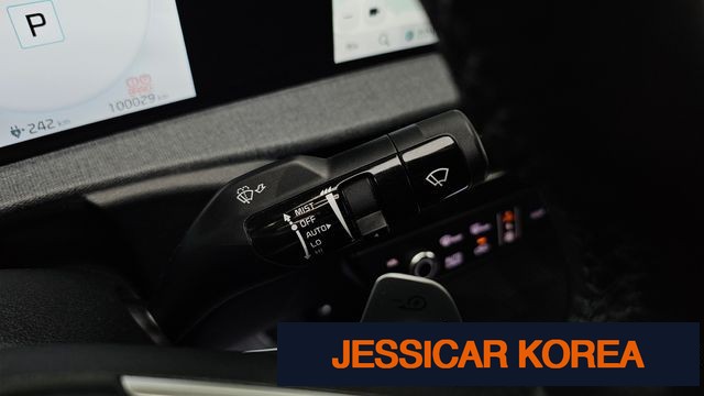 2022 Kia EV6 - Thumbnail 10