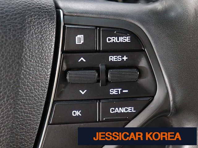 2016 Hyundai LF Sonata Hybrid - Thumbnail 18