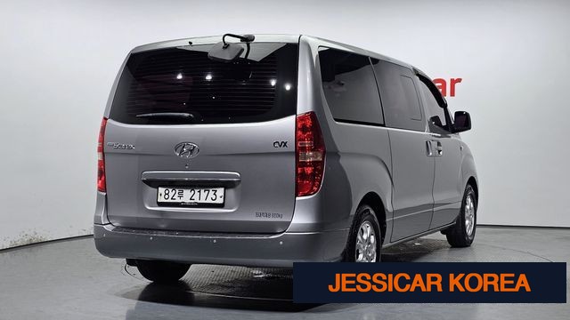 2013 Hyundai Grand Starex - Thumbnail 3