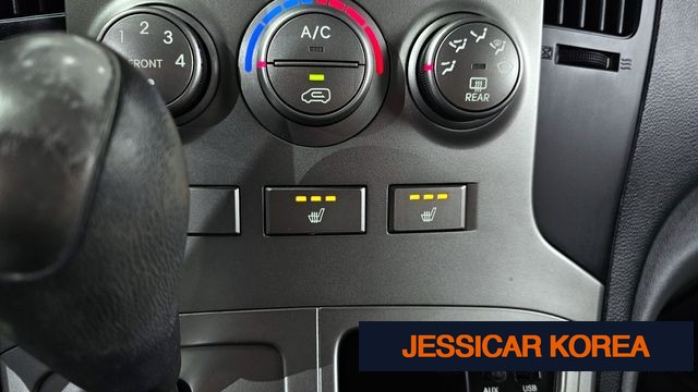 2013 Hyundai Grand Starex - Thumbnail 5