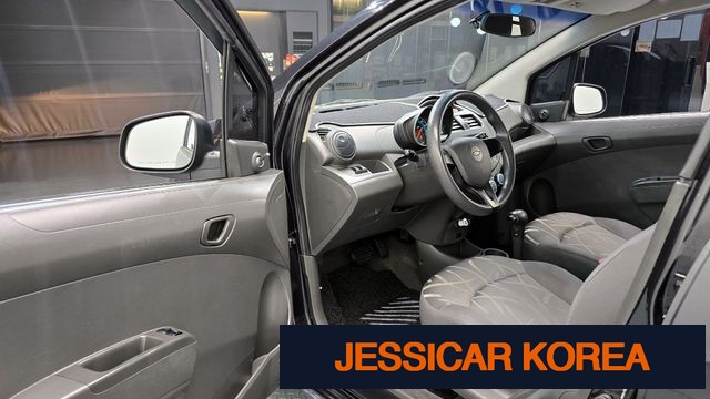 2014 Chevrolet Spark - Thumbnail 15