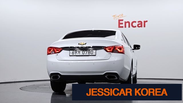 2016 Chevrolet Impala - Thumbnail 8