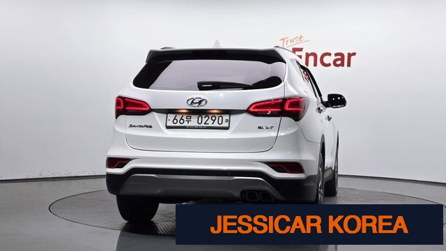 2016 Hyundai Santa Fe The Prime - Thumbnail 2