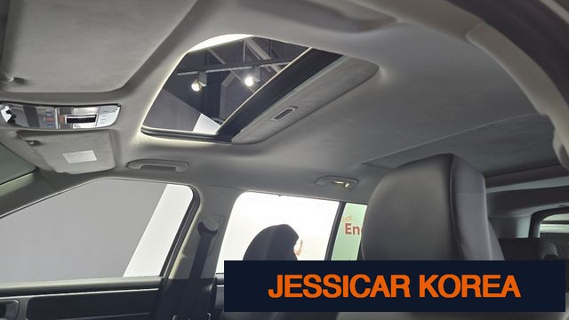 2025 Hyundai Santa Fe (MX5) - Thumbnail 2