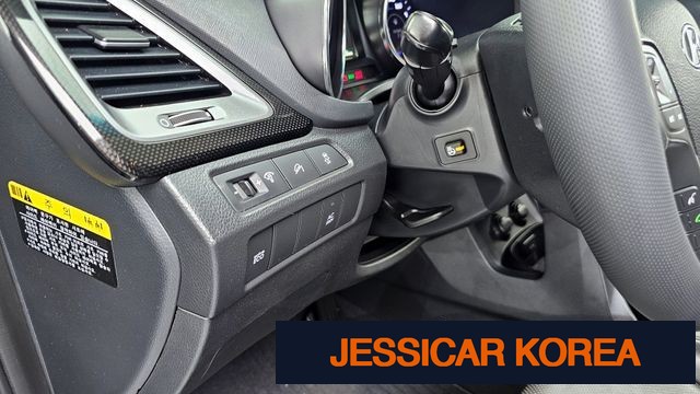 2015 Hyundai Santa Fe DM - Thumbnail 9