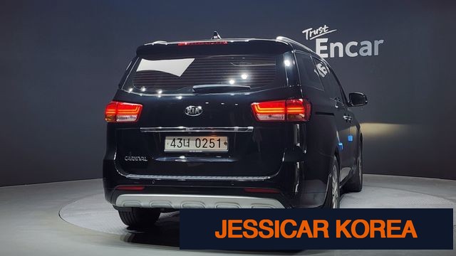 2016 Kia All New Carnival - Thumbnail 4