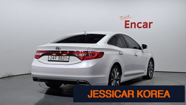 2016 Hyundai Grandeur HG - Thumbnail 17
