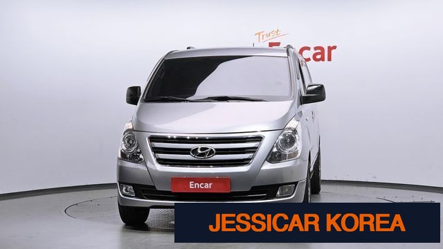 2017 Hyundai Grand Starex - Thumbnail 4