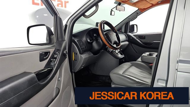 2017 Hyundai Grand Starex - Thumbnail 7