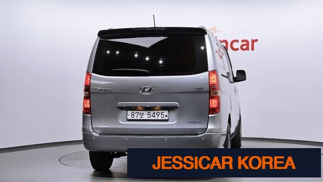 2017 Hyundai Grand Starex - Thumbnail 10