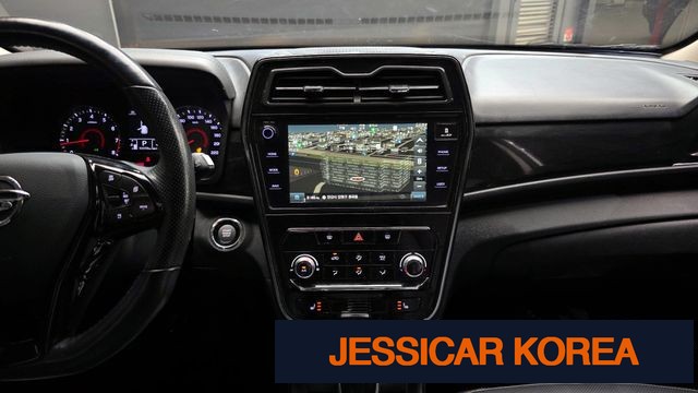 2022 KG Mobility Very New Tivoli - Thumbnail 3
