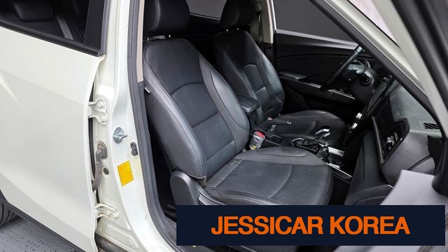 2022 KG Mobility Very New Tivoli - Thumbnail 12