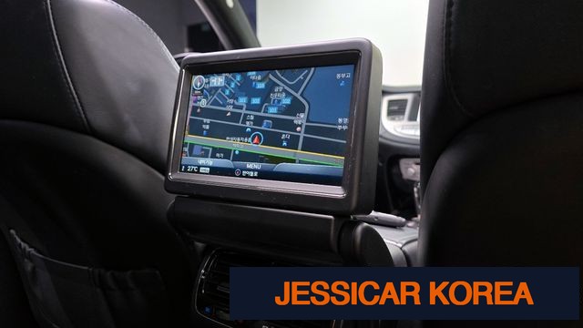 2014 Hyundai Genesis - Thumbnail 3