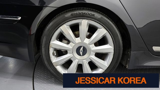 2014 Hyundai Genesis - Thumbnail 8