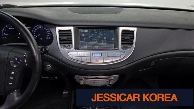 2014 Hyundai Genesis - Thumbnail 14