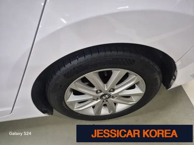 2015 Hyundai The New Avante - Thumbnail 12