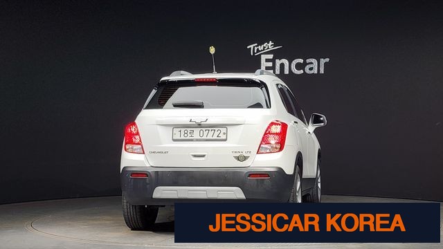 2016 Chevrolet Trax - Thumbnail 16