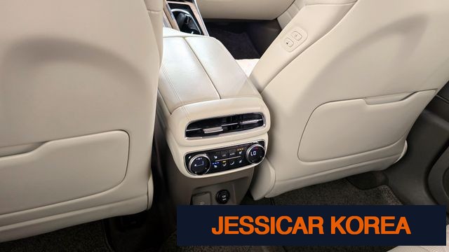 2020 Genesis GV80 - Thumbnail 15