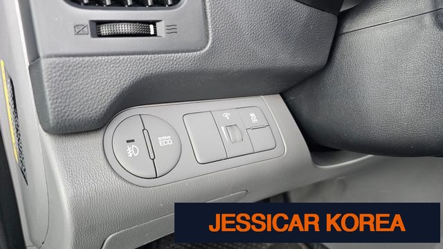 2019 Hyundai The New Grand Starex - Thumbnail 18