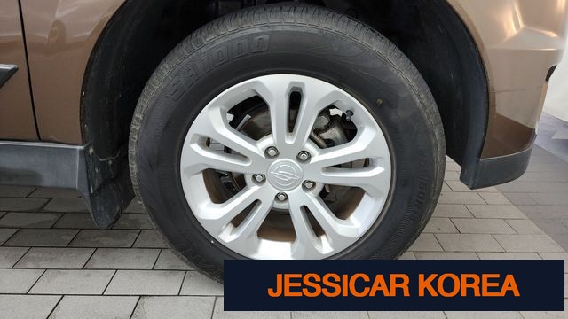 2017 KG Mobility The New Korando Sports - Thumbnail 2