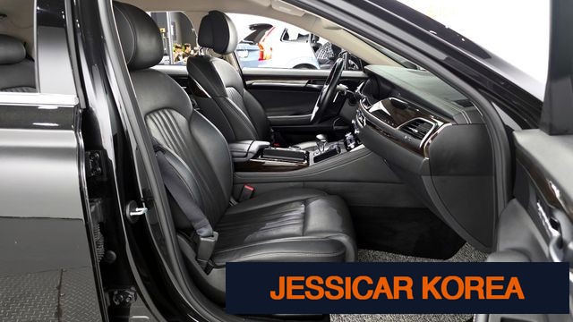 2019 Genesis G90 - Thumbnail 2