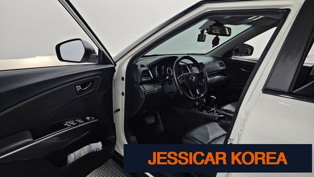 2018 KG Mobility tivoli armor - Thumbnail 10