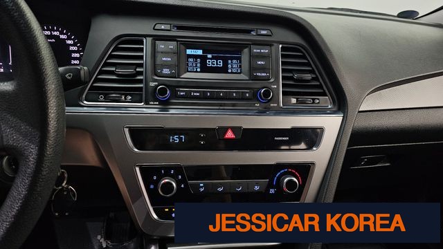 2015 Hyundai LF Sonata - Thumbnail 8