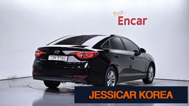 2015 Hyundai LF Sonata - Thumbnail 19