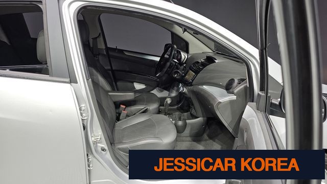 2015 Chevrolet Spark - Thumbnail 5