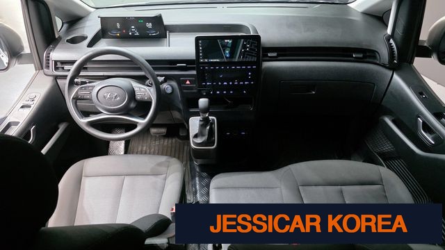 2022 Hyundai Staria - Thumbnail 10