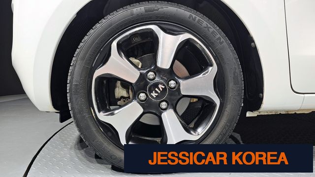 2017 Kia Ray - Thumbnail 13