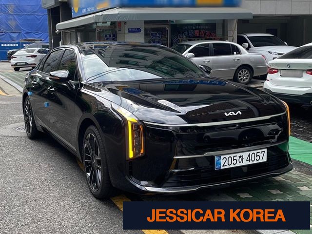 2025 Kia The New K8 Hybrid - Thumbnail 8