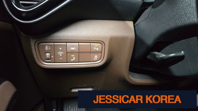 2019 Kia soul booster - Thumbnail 8