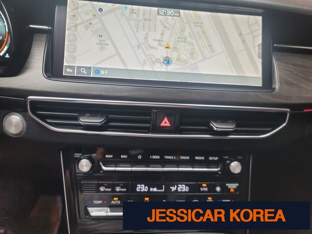 2020 Kia K7 Premier - Thumbnail 3