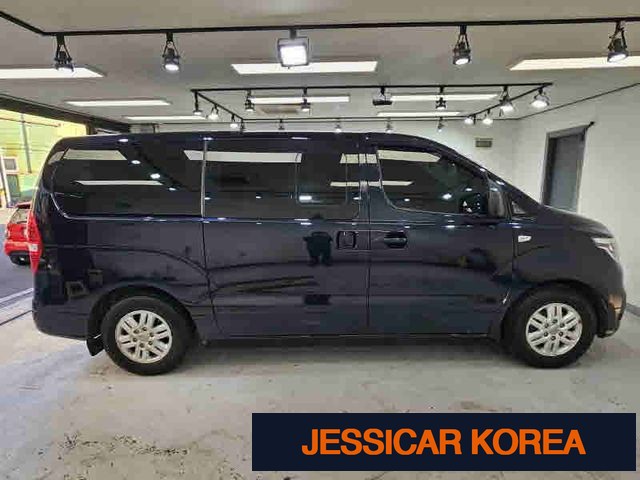 2021 Hyundai The New Grand Starex - Thumbnail 4