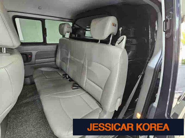 2021 Hyundai The New Grand Starex - Thumbnail 10