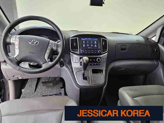 2021 Hyundai The New Grand Starex - Thumbnail 11