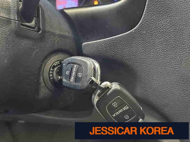 2021 Hyundai The New Grand Starex - Thumbnail 13