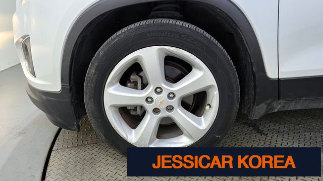 2015 Chevrolet Trax - Thumbnail 9