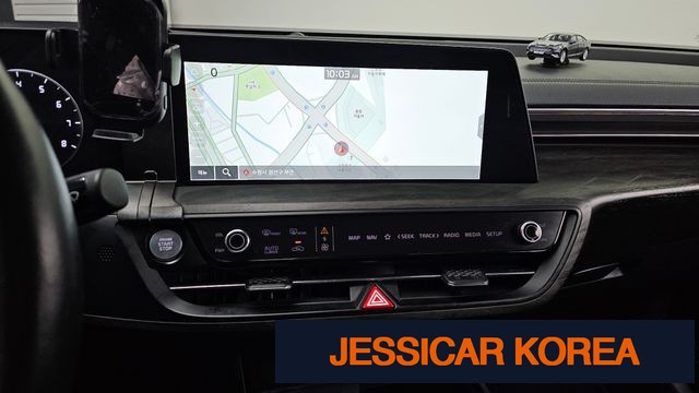 2022 Kia K8 - Thumbnail 18