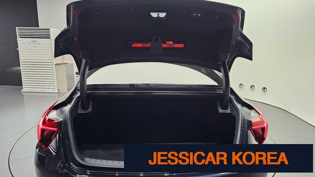 2022 Kia K8 - Thumbnail 19